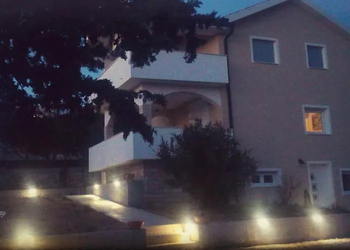 Lejlighed With A Parking Space Barbat, Rab - 12871 *