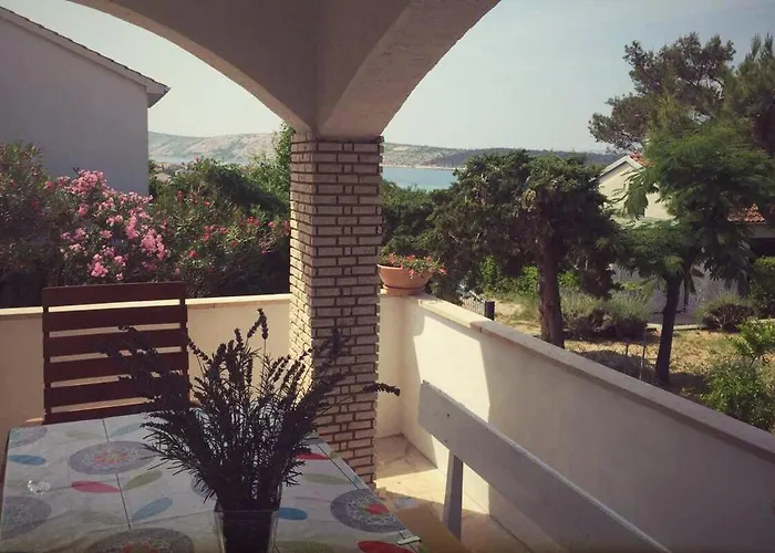 With A Parking Space Barbat, Rab - 12871 Lejlighed Barbat na Rabu